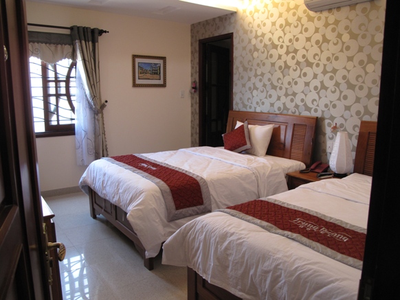 Khách sạn Trùng Dương