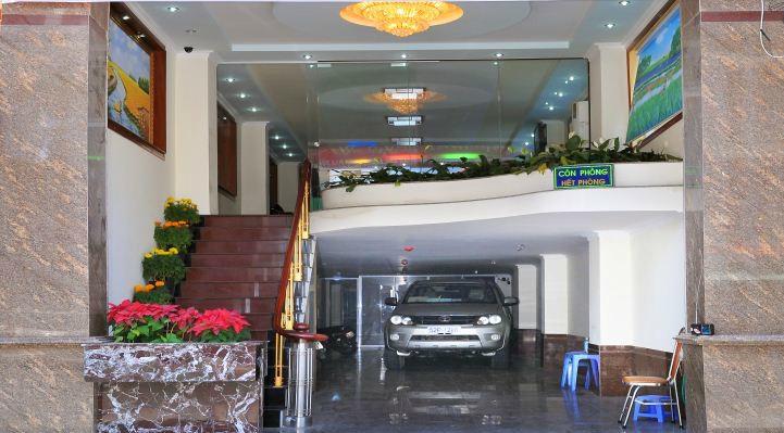 Khách Sạn Bình Phương 