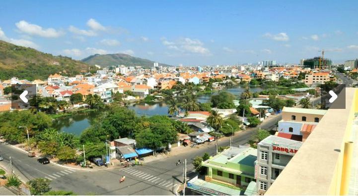 Khách Sạn Bình Phương 